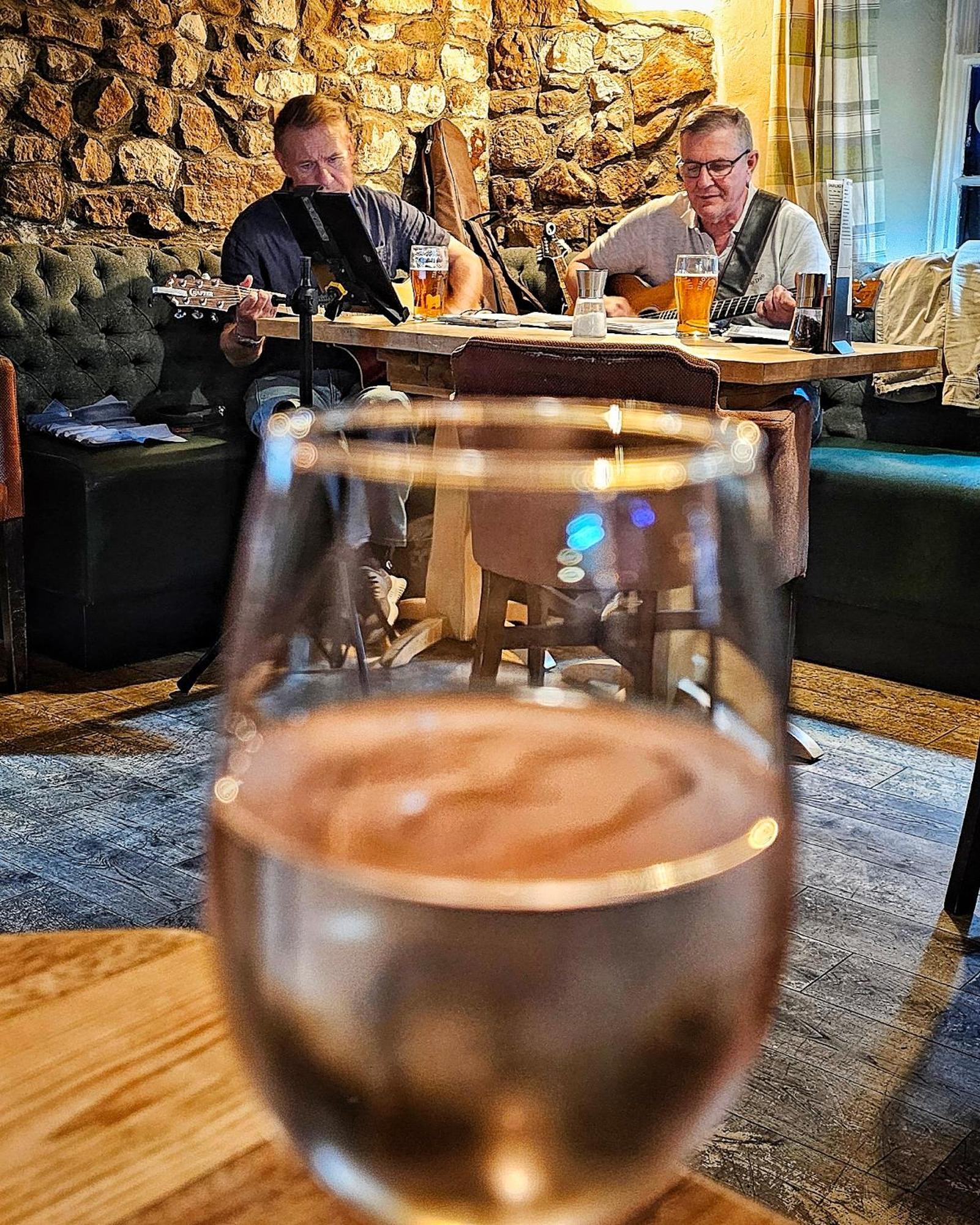 The Crown Aldbourne Hotell Exteriör bild
